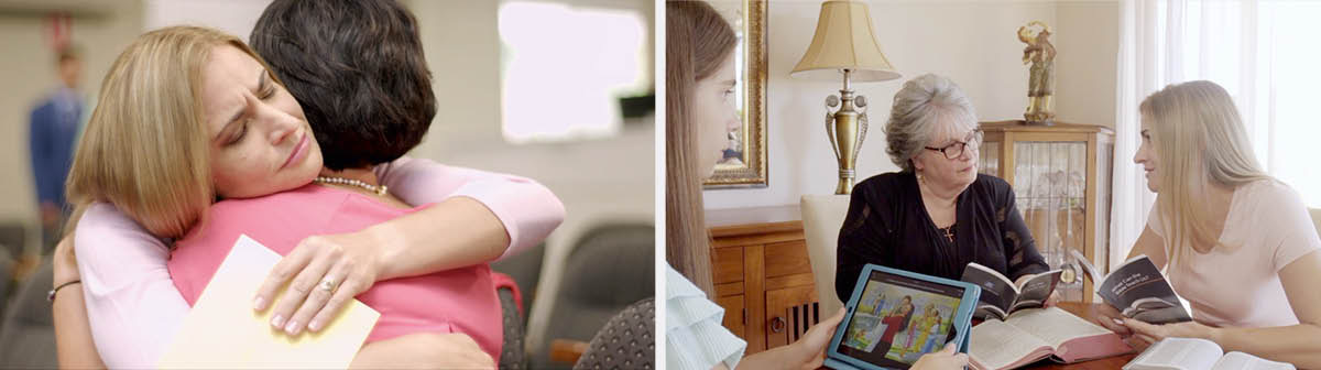 Tonele uit die video ‘Die opstandingshoop gee moed – Hoe?’ Collage: 1. ’n Suster vertroos Veronica by ’n vergadering die dag nadat Phelicity dood is. 2. Veronica en een van haar dogters vertroos ’n vrou deur die Bybel te gebruik.