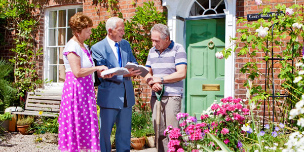 دايفد وغوِن كارترايت معا في خدمة الحقل