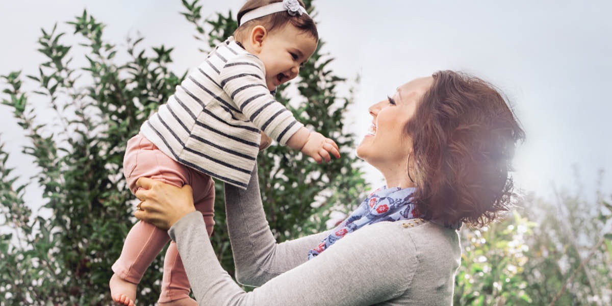 Una madre con su bebé