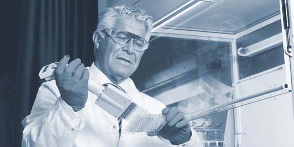 Dr. Hans Kristian Kotlar at work