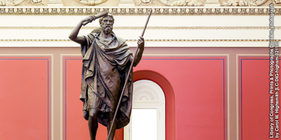 A statue of Herodotus