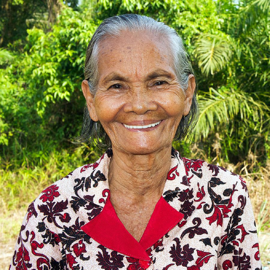 Dame Simbolon, a former Bibelkring member