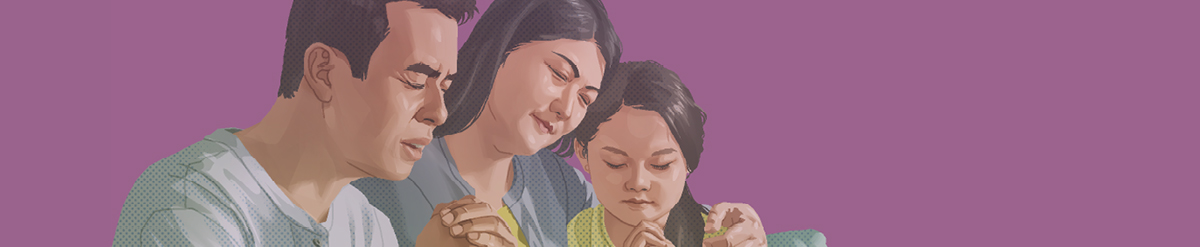 پدری با همسر و دخترش دعا می‌کند.‏