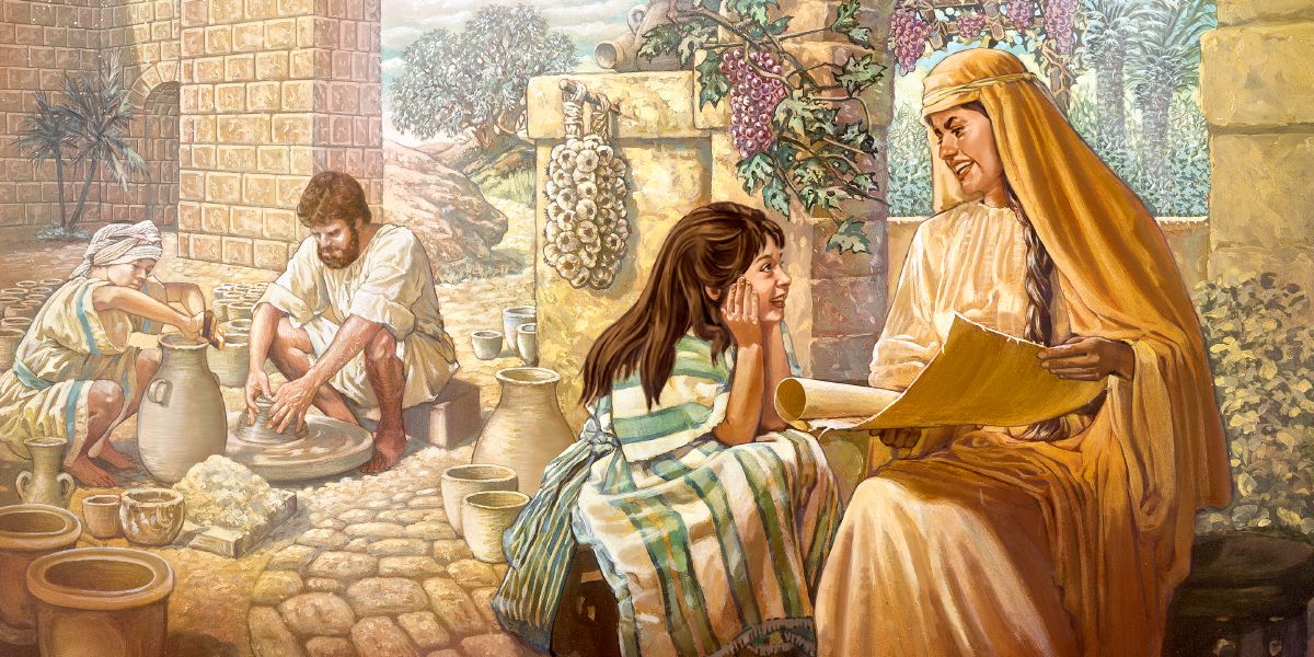 مادری با دخترش طوماری می‌خواند در حالی كه پدر با پسرش كوزه می‌سازند