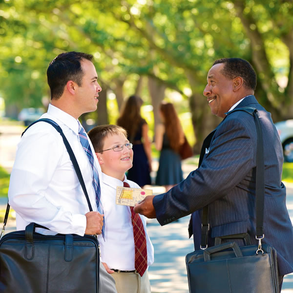 ‏[تصویر در صفحهٔ ۲۱]‏