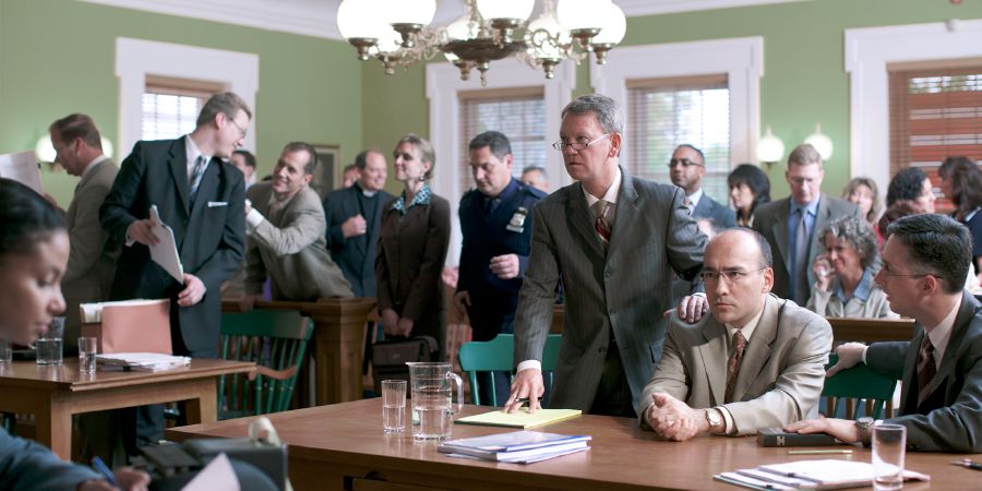 در دادگاه از يكی از شاهدان يَهُوَه دفاع می‌شود