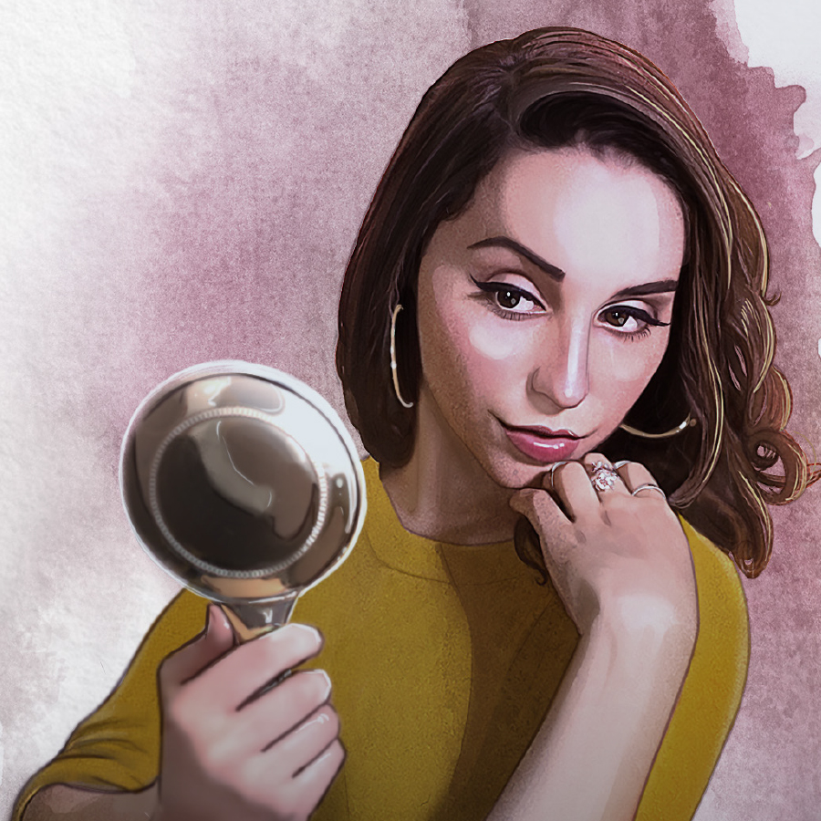 خانمی كه بسيار شيفتهٔ خودش است