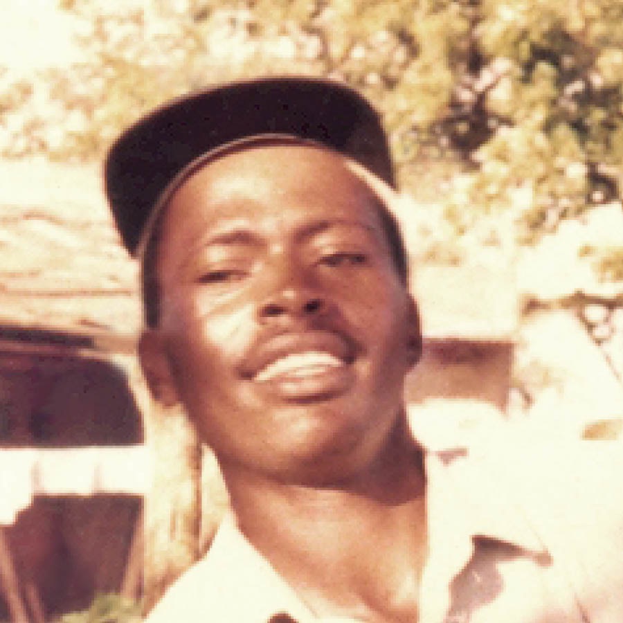 Sébastien Kayira patshivuaye nsonga.