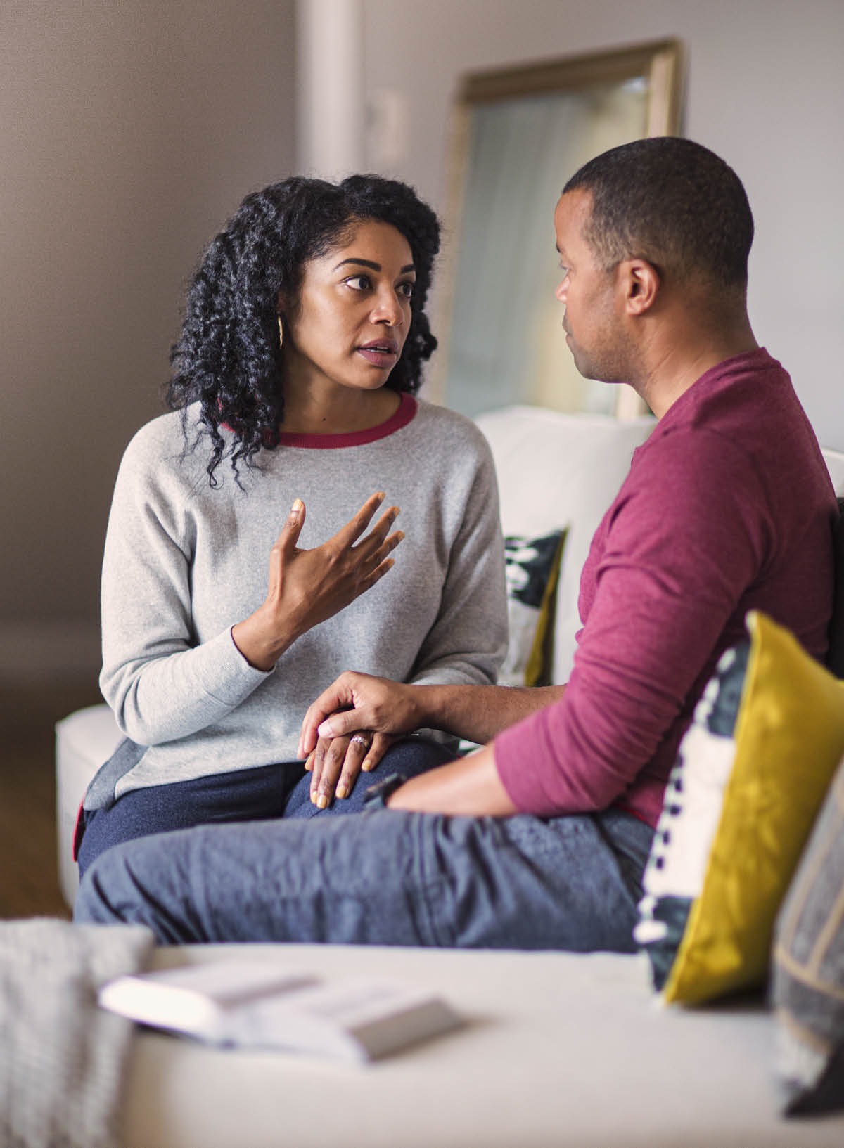 Mulume ne mukajende basombe bakuatangane ku tshianza, bayikila. Bible mubulula kuluseke kuabu.