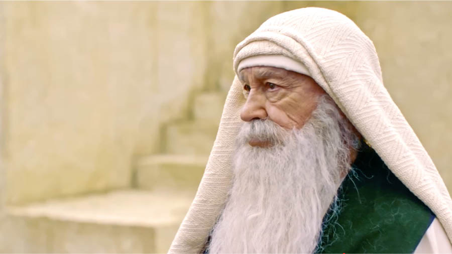 Tshimfuanyi tshia mu filme wa “Bilejilu biabu bikulongeshe: Samuele.” Muprofete Samuele pakadiye mununu.