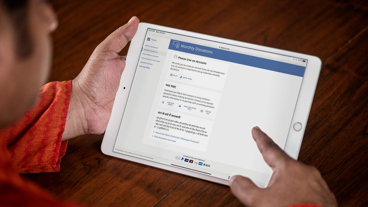 Muntu mulume mubuele mu Enternete ne tablete wende, uteka bua bikale bamukosa makuta bungi kampanda ku ngondo bua kufila bu mapa.