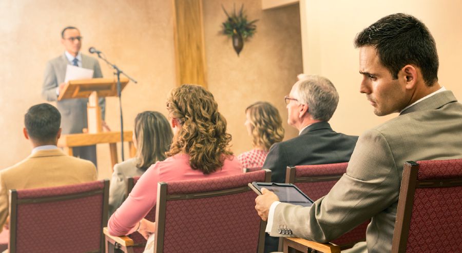 Muanetu wa balume umvua bibi bua dipangadika didi bakulu bamanyisha mu tshisumbu