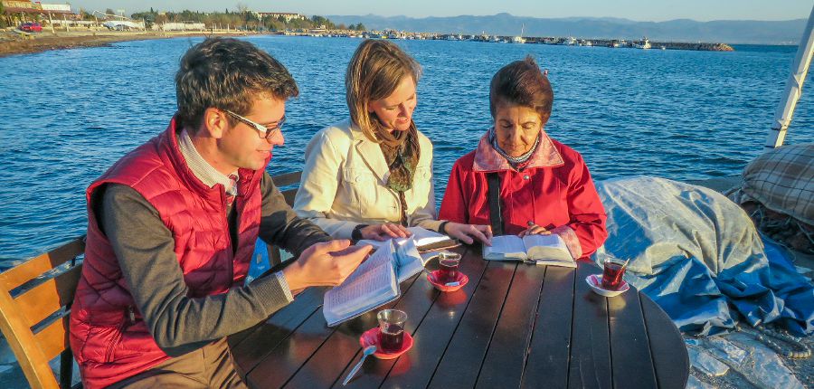 Sascha ubadila mamu mvese