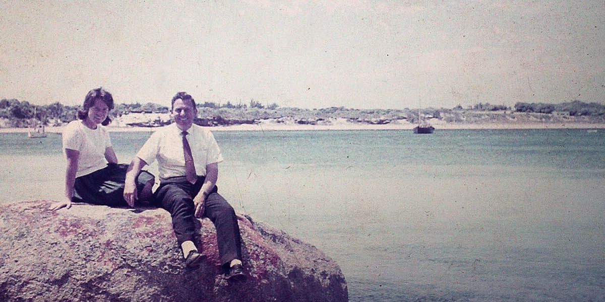 Winston Payne ne mukajende Pam, patshivuabu bansonga, basombe pa dibue kumpenga kua mbuu