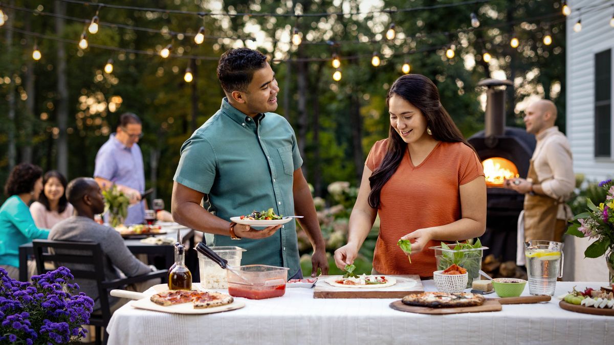 Muanetu wa balume ne wa bakaji bajike abu bayukila mu kadifesto.