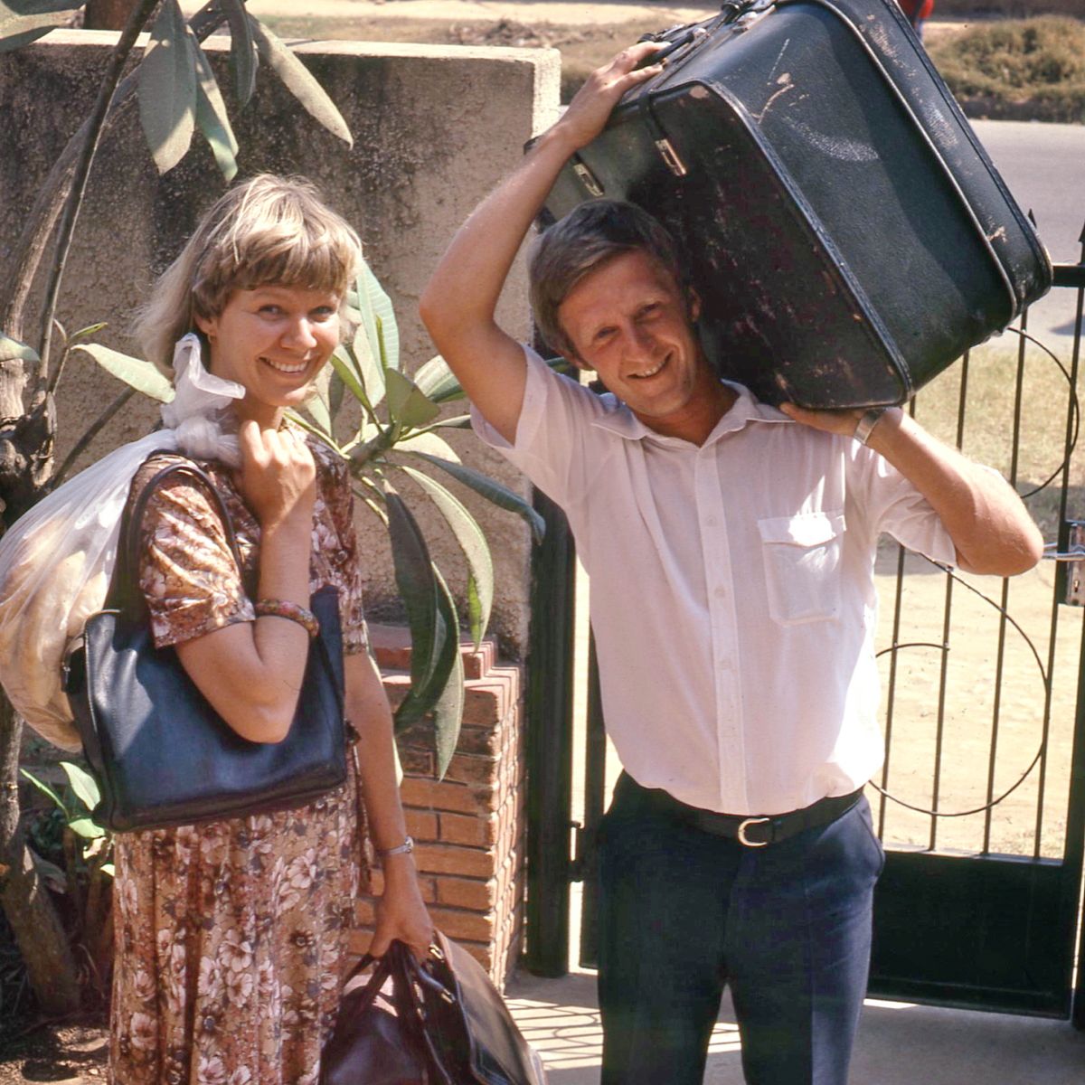 Mats ne Ann-Catrin bambule mabuki a bilamba ne a biakudia.