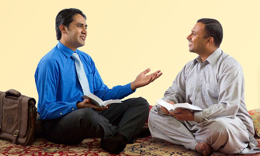 Iin ta̱ testigo Jehová káʼa̱nra xa̱ʼa Biblia xíʼin iin ta̱a