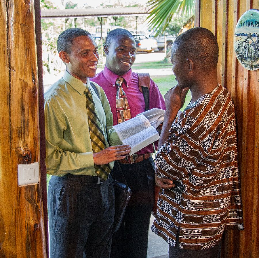 U̱vi̱ ta̱ ñaniyó nátúʼunna xa̱ʼa Ndióxi̱ xíʼin iin ta̱ táta