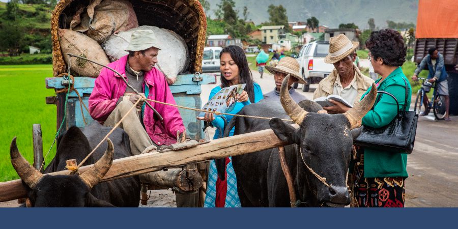 Ná Testigo ñuu Madagascar náʼa̱ná folleto Ndióxi̱ káʼa̱nra tu̱ʼun va̱ʼa xíʼinyó