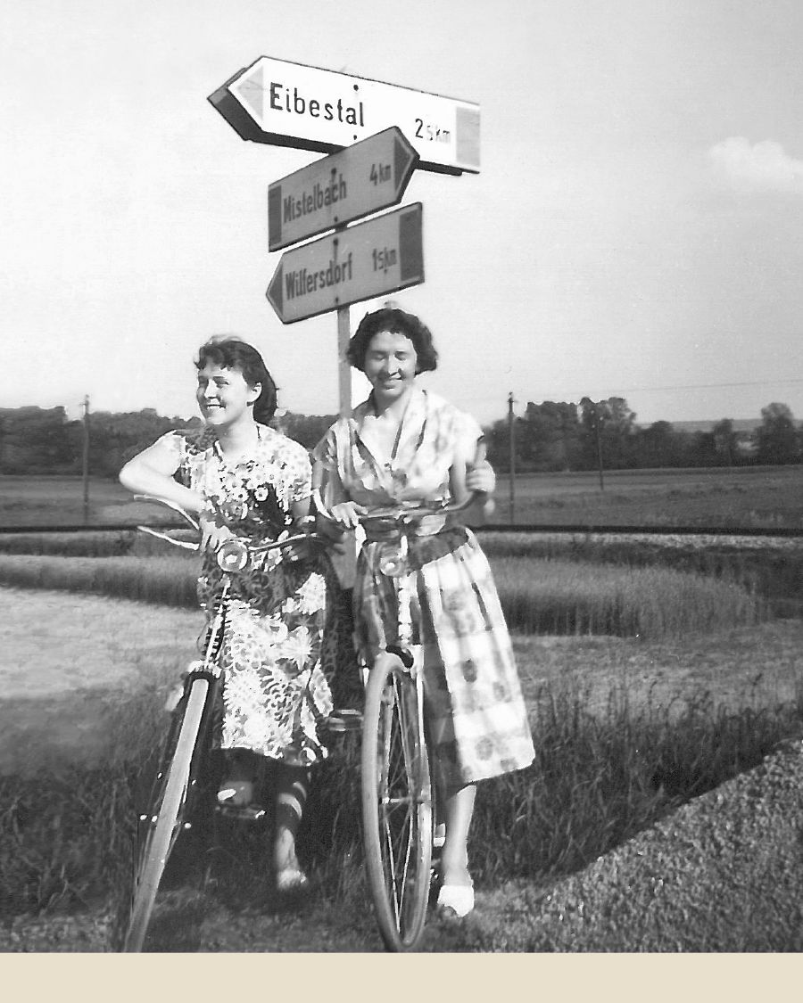 Ñá Erika Nöhrer Bright xíʼin compañerañá tá kúúná precursora especial chí ñuu Mistelbach (Austria)