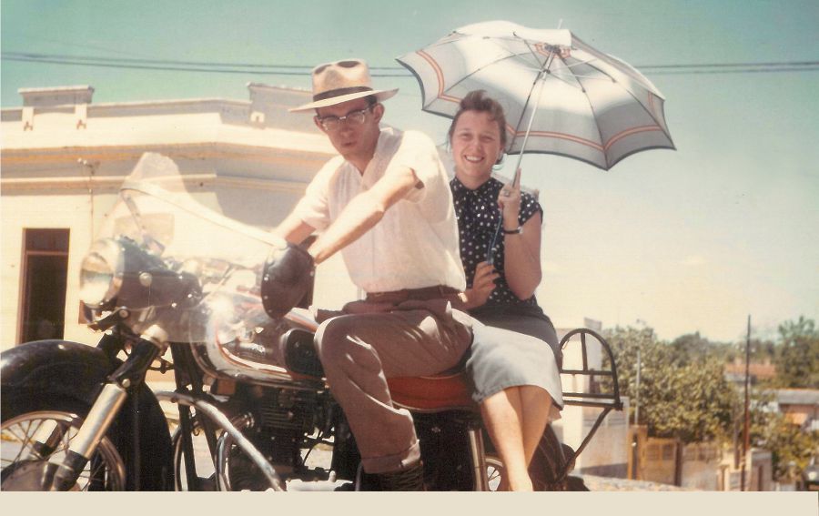 Ta̱ Walter xíʼin ñá Erika Nöhrer Bright chí ñuu Asunción (Paraguay)