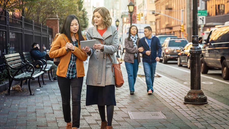 Iin ñá testigo Jehová káʼa̱nñá xíʼin iin ñá ñaʼá ñá ke̱e inka país ñá va̱ása ndíku̱n ni iin veʼe-ñu̱ʼu xa̱ʼa̱ consejo ña̱ va̱xi nu̱ú Biblia