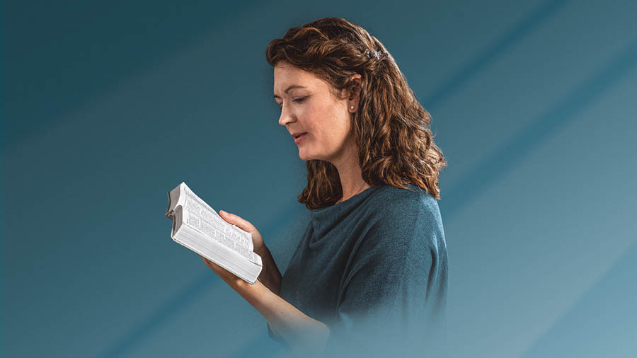 Iin ñá hermana káʼviñá Biblia.