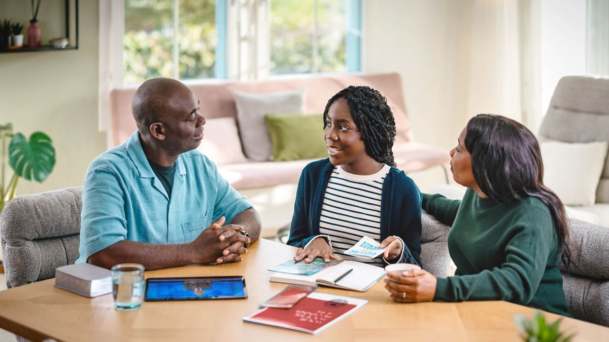 Iin ñá loʼo kúa̱an nátúʼunña xíʼin na̱ yiváñá xa̱ʼa̱ ña̱ kúni̱ñá kaʼviñá. Xítona sava folleto, video ña̱ JW Broadcasting xíʼin Biblia ña̱ káʼa̱n xa̱ʼa̱ ña̱yóʼo.