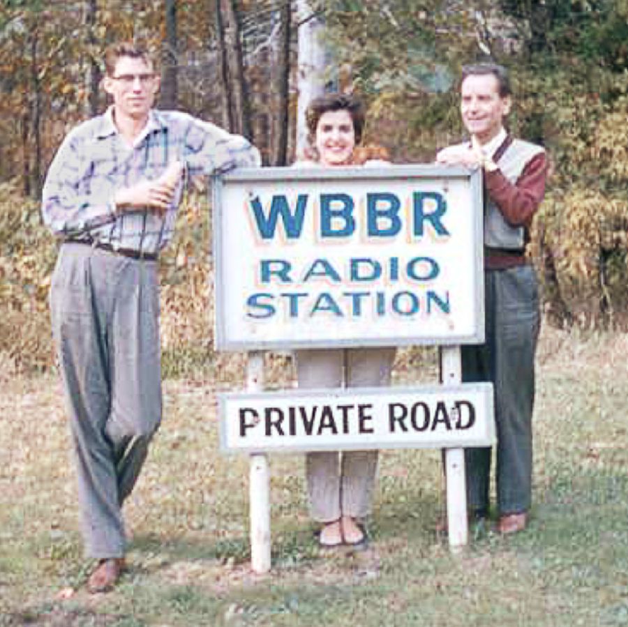 William Samuelson s Frederickom Franzom pri rozhlasovej stanici WBBR
