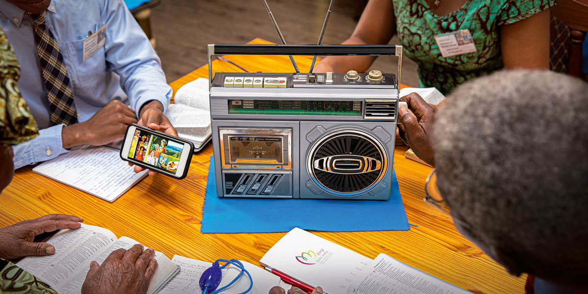 Bara le barali ba bo rona ba mametse kopano e hasitsoeng seea-le-moeeng.