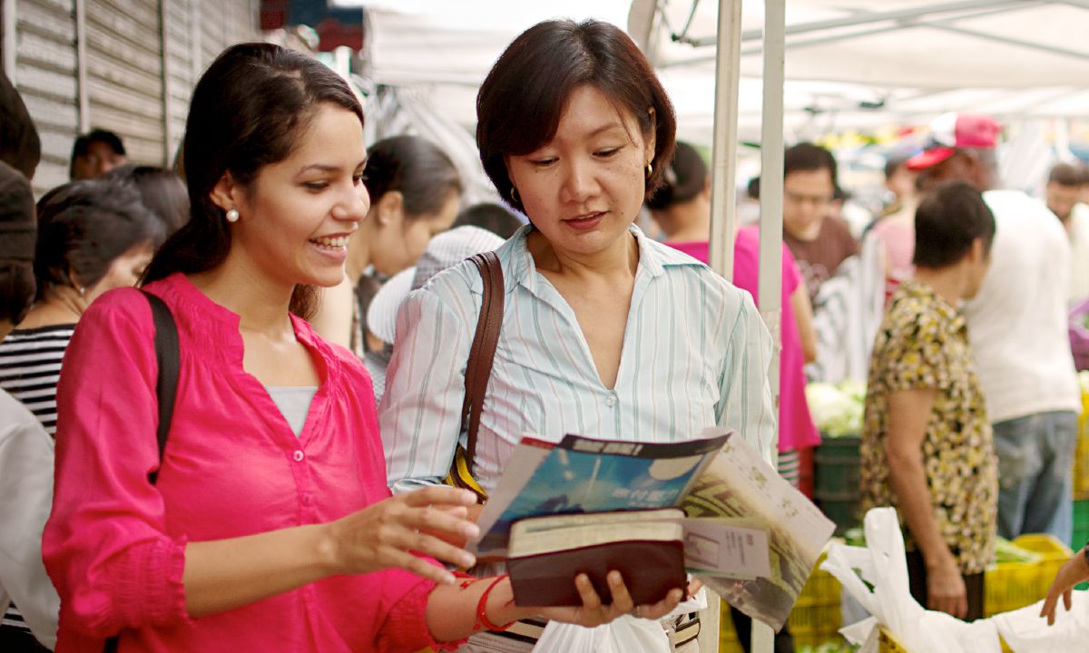 Morali’abo rōna ea mocha o bolela litaba tse molemo ka puo e ’ngoe