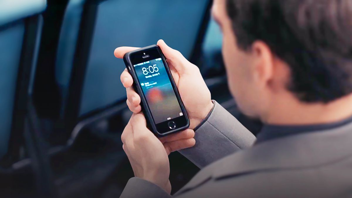 Setšoantšo se hlahang videong ea “Molimo ‘O Tseba Liphiri Tse ka Pelong ea Motho.’” Mor’abo rona o fumana molaetsa ha a le libokeng.