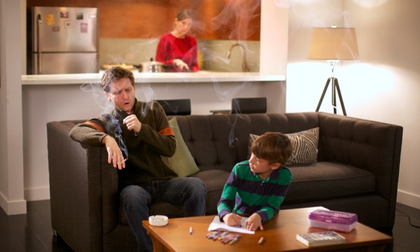 Monna oa tsuba ’me oa khohlola, mosali oa hae le mora ba khathatsehile