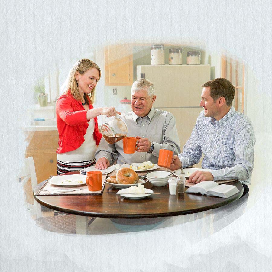 Banyalani ba bacha ba ja le mor’abo rōna ea seng a hōlile