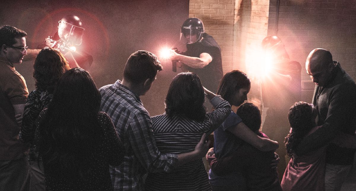 Bakreste ba tla tšepa Jehova hore a ba sireletse ha ba hlaseloa nakong ea matšoenyeho a maholo