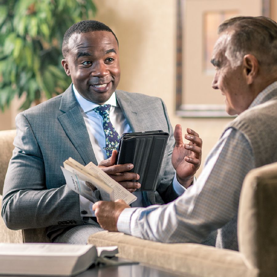 Mor’abo rona o bua le motho eo a ithutang Bibele le eena ka bohlokoa ba ho kolobetsoa