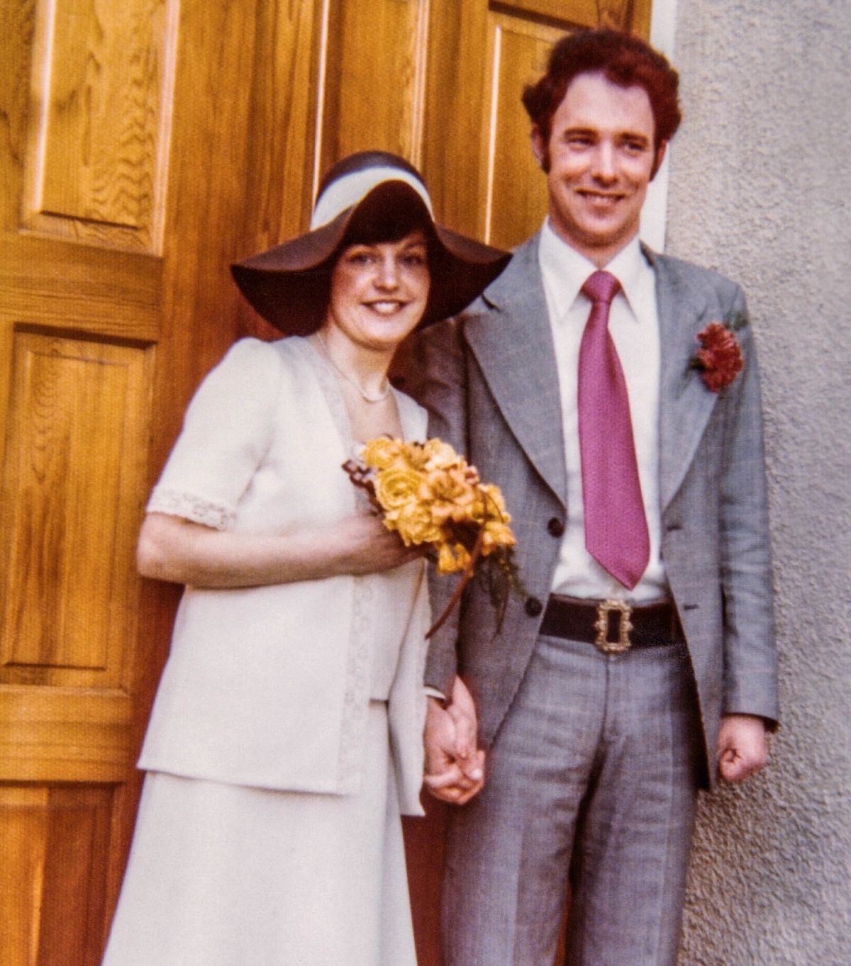 Robert le Pauline letsatsing la lechato la bona.