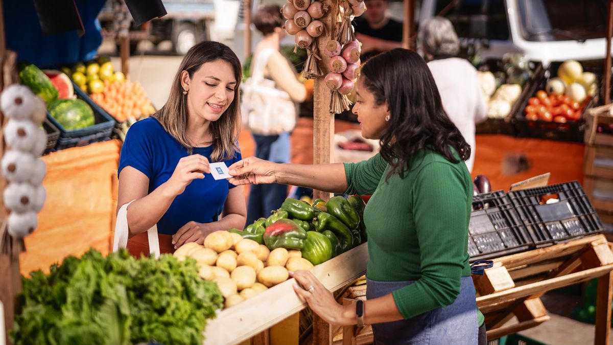 Morali oa bo rona eo o fa ’mè ea rekisang ’marakeng karete ea jw.org.