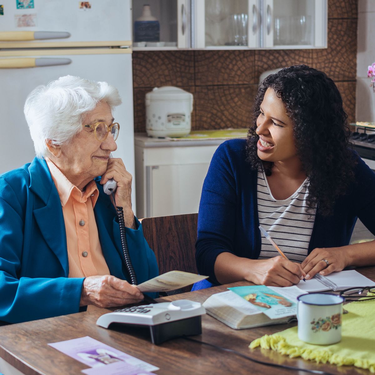 Morali oa bo rona o paka ka fono a e-⁠na le morali oa bo rona ea seng a holile ’me oa mo khothatsa.