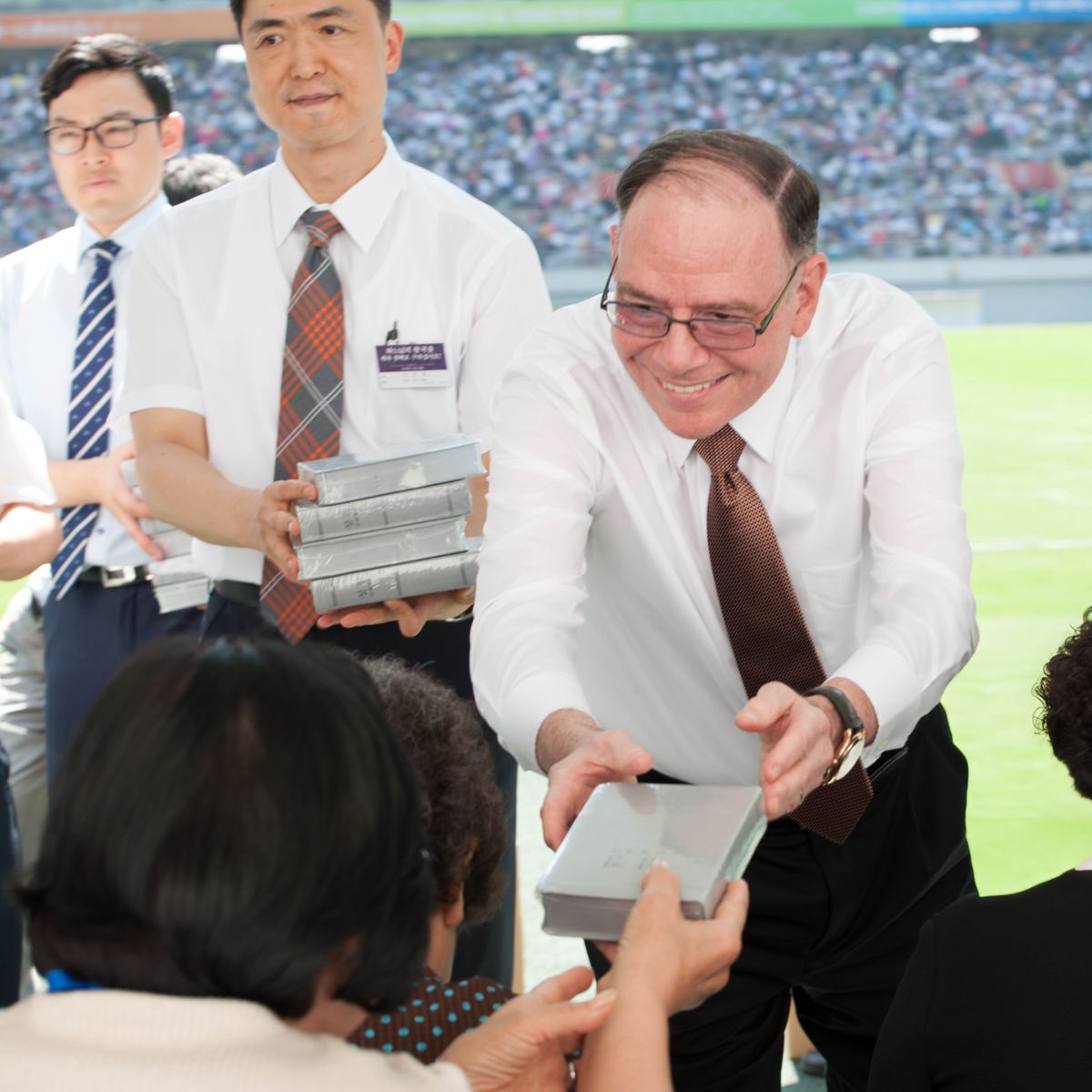 Mor’abo rona Splane o fa morali oa rona Bibele a thabile.