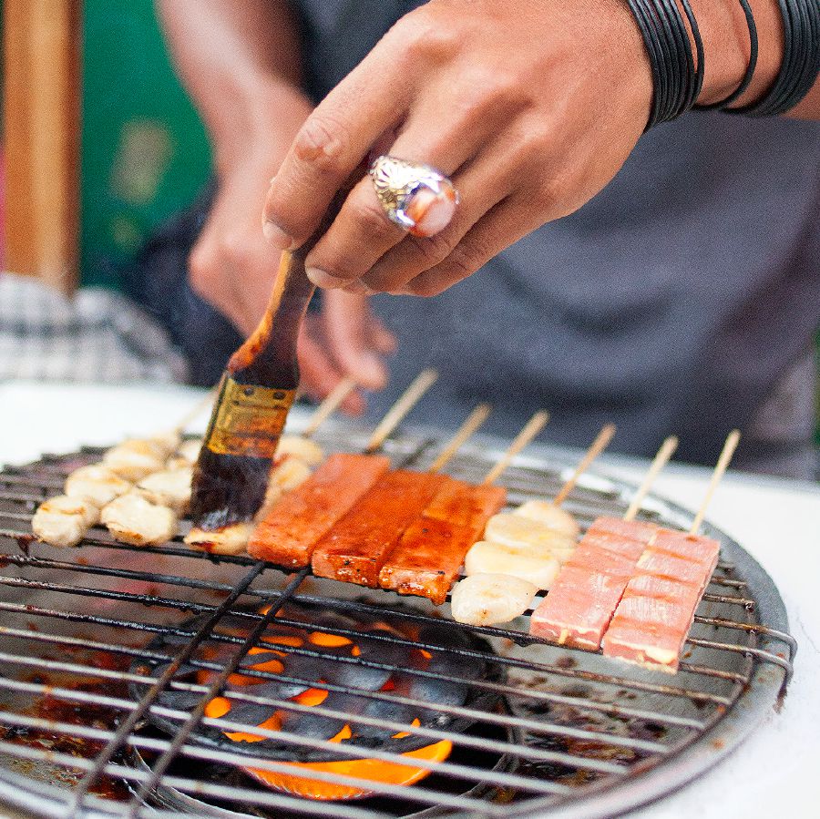 Nama e hlonngoeng thupeng