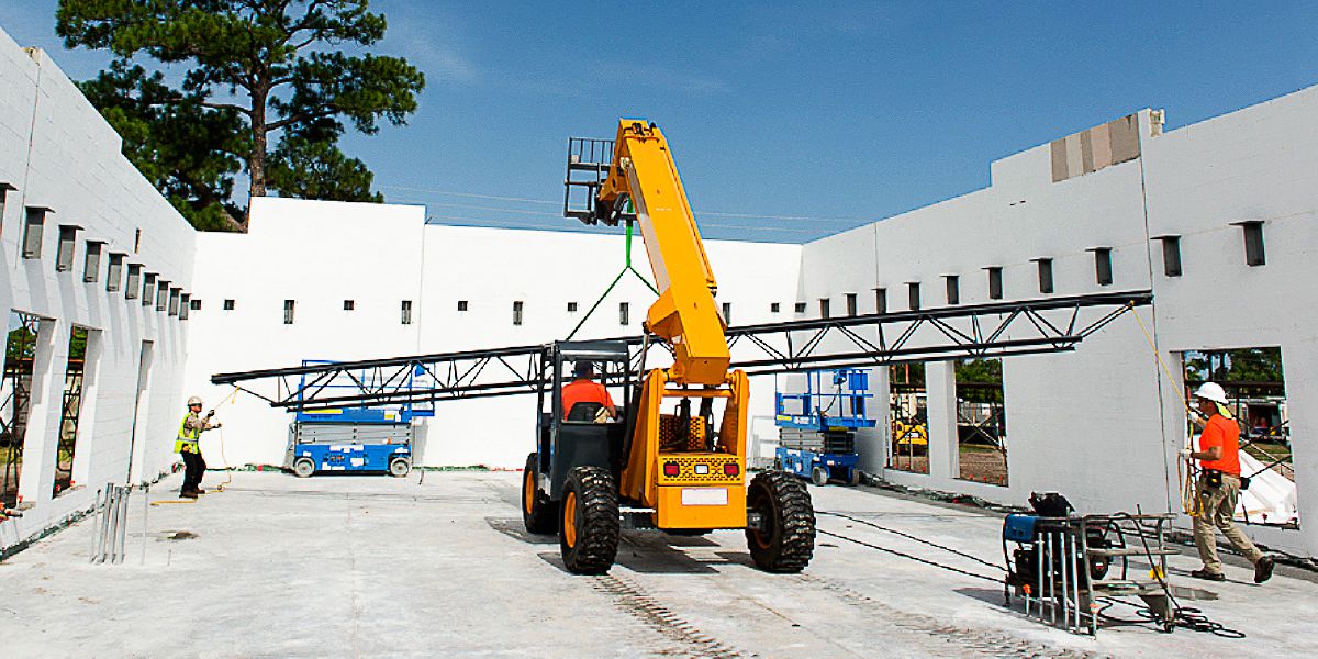 Lipaki Tsa Jehova li haha holo ea ’muso