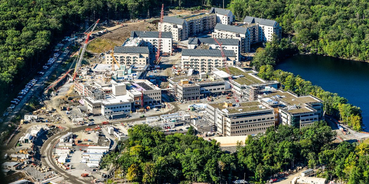 Mohaho oa ntlo-khōlō pele o phetheloa Warwick, New York