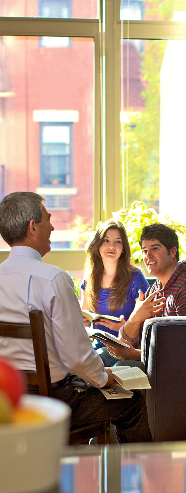 Jalma-jalma diajar Kitab Suci