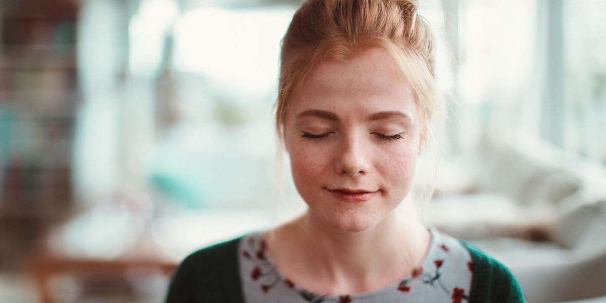 Una tosa la prega nela so casa.