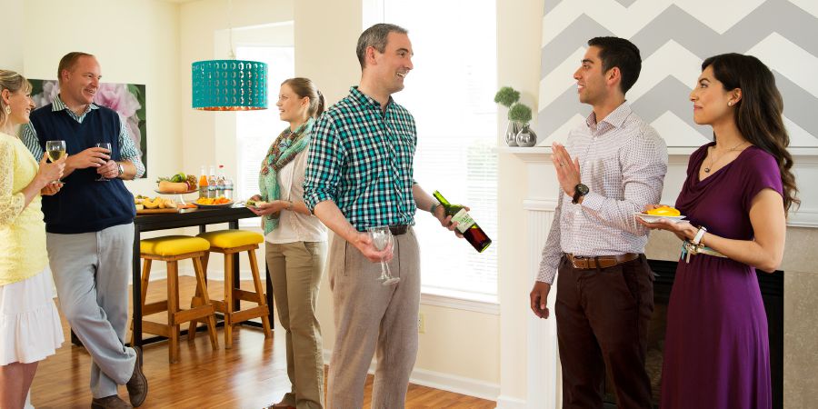 Munna okunxe ene ekoopho ni ekarafa ya eviinyu ofestani