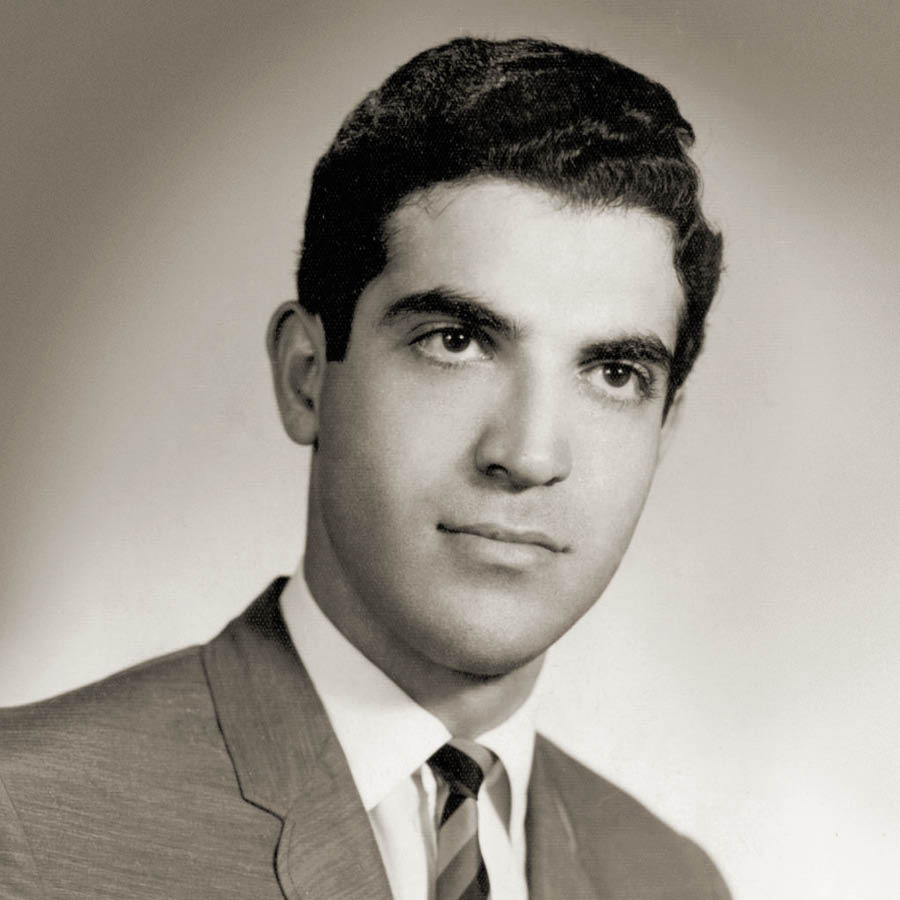 Dyah Yazbek okathi aari awe mmiravo.